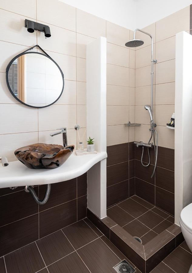 Dorkas Luxury Rooms&Apartments Livadakia Dış mekan fotoğraf