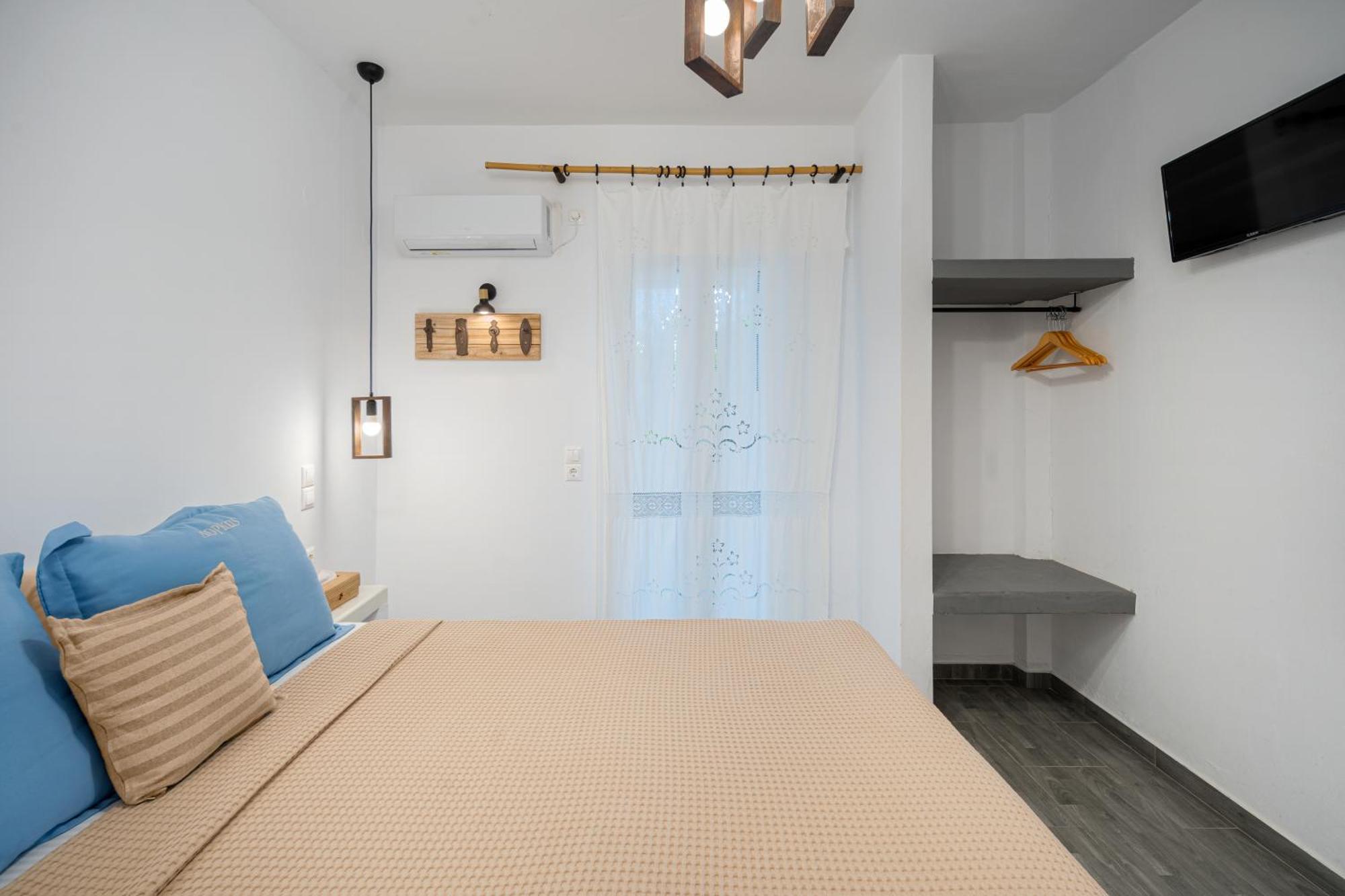 Dorkas Luxury Rooms&Apartments Livadakia Dış mekan fotoğraf